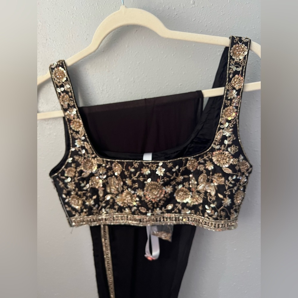 New Sani Ravi top in Black and Gold Size Small - Picture 5 of 12